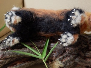 羊毛　レッサーパンダ