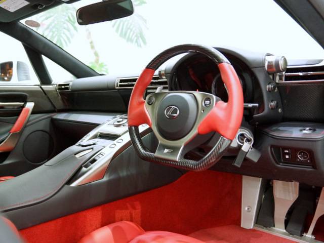 レクサス ｌｆａ ｄ車 フルオリジナル 赤黒内装 カスタムカー Com