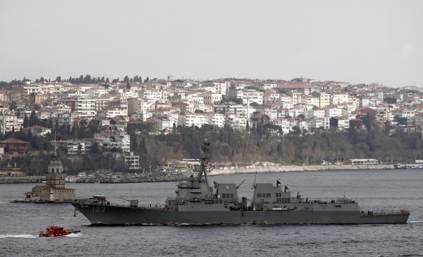 USS Truxtun in Bosphorus 3.13.14