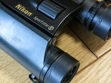 ラバーのべたつき Nikon Sports star EX 8 x 25