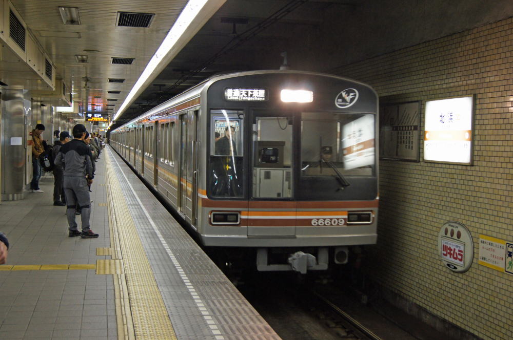 大阪市交通局66系電車100